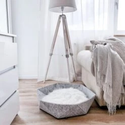 Canadian Cat Company Filz-Katzenkorb Zoey Hellgrau 17 Canadian Cat Company Filz-Katzenkorb Zoey Hellgrau -Heimtierbedarf Rabatte c8493d272843445e66793e48c37a897ebf526d6f 1360974 de DE efaf4fc612d9d0f046698d737467a409a70107a5GBcoml